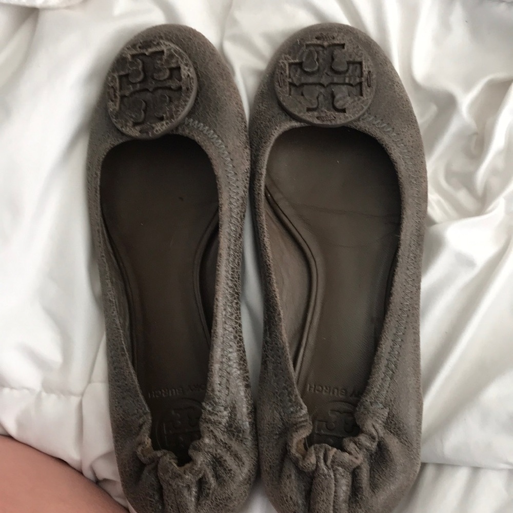 !BROWN LEATHER TORY BURCH FLATS !